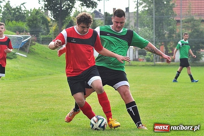 Zdjęcie w galerii na portalu naszraciborz.pl: Unia Racibórz z pucharem prezydenta wiadomości z regionu