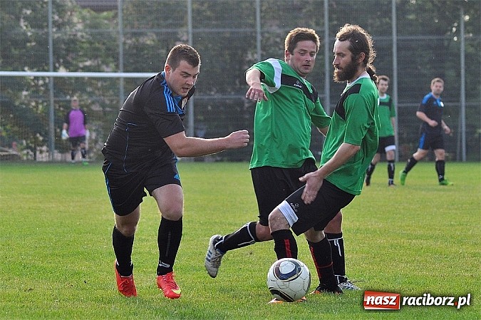 Zdjęcie w galerii na portalu naszraciborz.pl: Unia Racibórz z pucharem prezydenta wiadomości z regionu