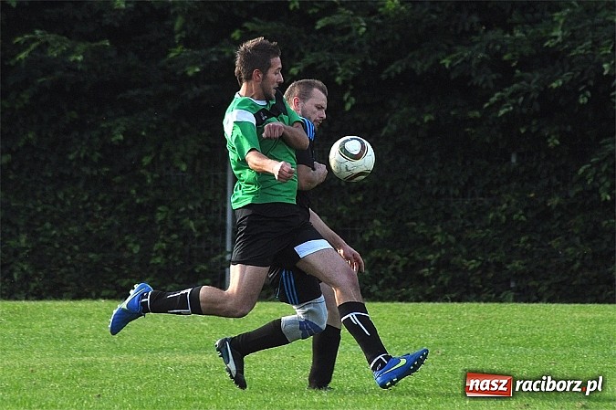 Zdjęcie w galerii na portalu naszraciborz.pl: Unia Racibórz z pucharem prezydenta wiadomości z regionu