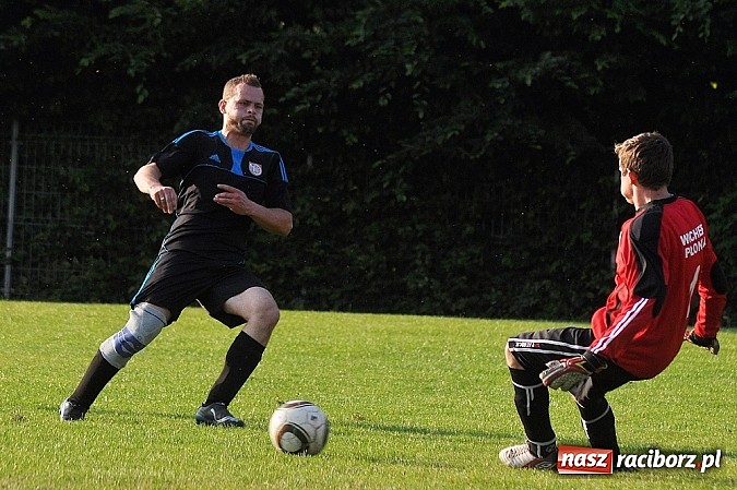 Zdjęcie w galerii na portalu naszraciborz.pl: Unia Racibórz z pucharem prezydenta wiadomości z regionu