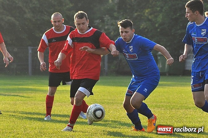 Zdjęcie w galerii na portalu naszraciborz.pl: Unia Racibórz z pucharem prezydenta wiadomości z regionu