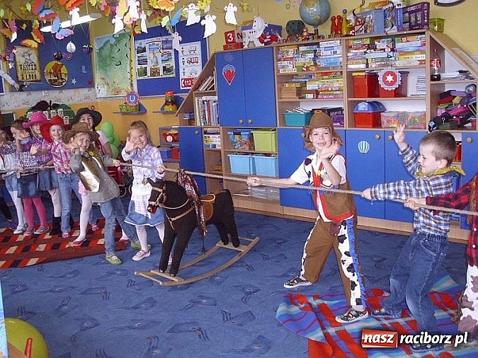 Zdjęcie w galerii na portalu naszraciborz.pl: Zakończenie roku w Przedszkolu nr 17 w Markowicach wiadomości z regionu