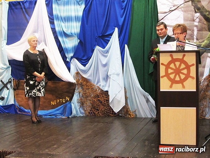 Zdjęcie w galerii na portalu naszraciborz.pl: Uroczyste zakończenie roku szkolnego w Zespole Szk&oacute;ł w Krzanowicach wiadomości z regionu