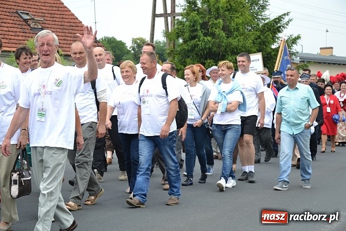 Zdjęcie w galerii na portalu naszraciborz.pl: Mieszkańcy polskich Jankowic zn&oacute;w świętowali! Tym razem w Wielkopolsce wiadomości z regionu