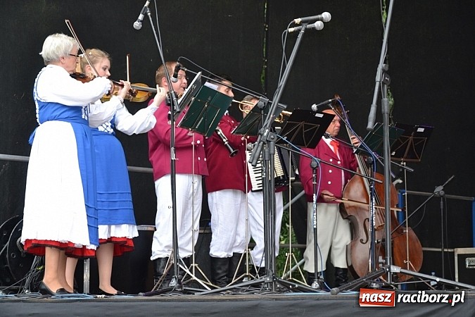 Zdjęcie w galerii na portalu naszraciborz.pl: Mieszkańcy polskich Jankowic zn&oacute;w świętowali! Tym razem w Wielkopolsce wiadomości z regionu