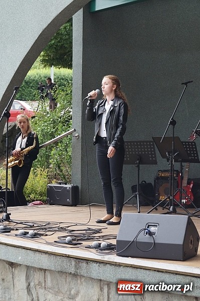 Zdjęcie w galerii na portalu naszraciborz.pl: Perspektywa i Młodzieżowa Orkiestra RCK rozpoczęły cykl koncertów w Parku Roth  wiadomości z regionu