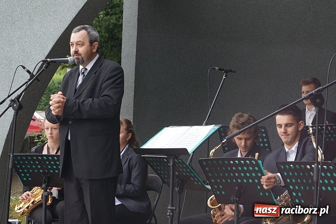 Zdjęcie w galerii na portalu naszraciborz.pl: Perspektywa i Młodzieżowa Orkiestra RCK rozpoczęły cykl koncertów w Parku Roth  wiadomości z regionu