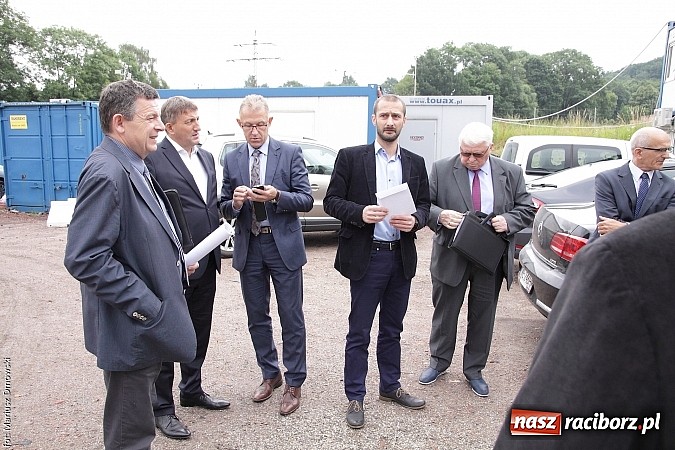 Zdjęcie w galerii na portalu naszraciborz.pl: Zbiornik Racibórz. W 2018 roku przecięcie wstęgi wiadomości z regionu