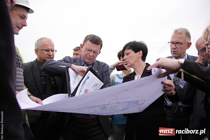 Zdjęcie w galerii na portalu naszraciborz.pl: Zbiornik Racibórz. W 2018 roku przecięcie wstęgi wiadomości z regionu