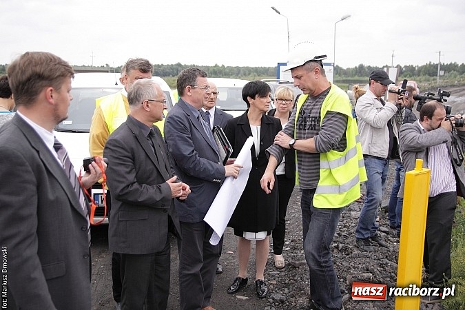Zdjęcie w galerii na portalu naszraciborz.pl: Zbiornik Racibórz. W 2018 roku przecięcie wstęgi wiadomości z regionu