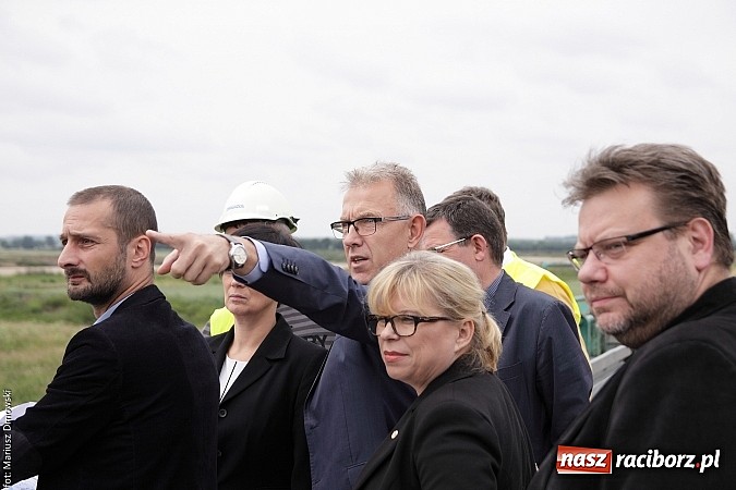 Zdjęcie w galerii na portalu naszraciborz.pl: Zbiornik Racibórz. W 2018 roku przecięcie wstęgi wiadomości z regionu