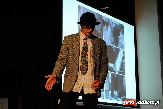 Zdjęcie w galerii na portalu naszraciborz.pl: Wzruszenia i wspomnienia na Zjeździe Absolwentów kietrzańskiego Liceum  wiadomości z regionu