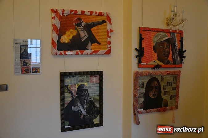 Zdjęcie w galerii na portalu naszraciborz.pl: Studenci Instytutu Sztuki bronili się na Zamku Piastowskim  wiadomości z regionu