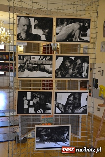 Zdjęcie w galerii na portalu naszraciborz.pl: Studenci Instytutu Sztuki bronili się na Zamku Piastowskim  wiadomości z regionu