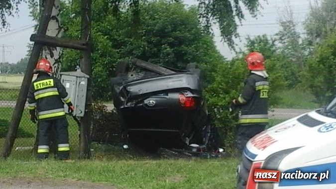 Zdjęcie w galerii na portalu naszraciborz.pl: 36-latek z Rydułtów miał 2,8 promila. Zakończył podróż na ogrodzeniu posesji wiadomości z regionu