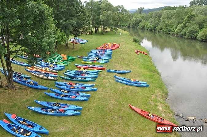 Zdjęcie w galerii na portalu naszraciborz.pl: Rodzinne zmagania kajakowe na rzece Skawa   wiadomości z regionu