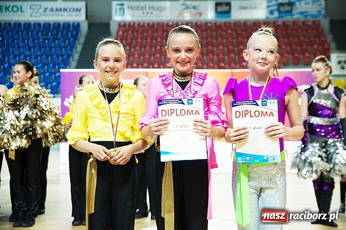 Zdjęcie w galerii na portalu naszraciborz.pl: Dobra passa mażoretek Tęcza trwa wiadomości z regionu