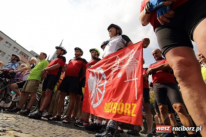 Zdjęcie w galerii na portalu naszraciborz.pl: Wyruszył XVII Raciborski Rajd Rowerowy Środowisk Trzeźwościowych wiadomości z regionu
