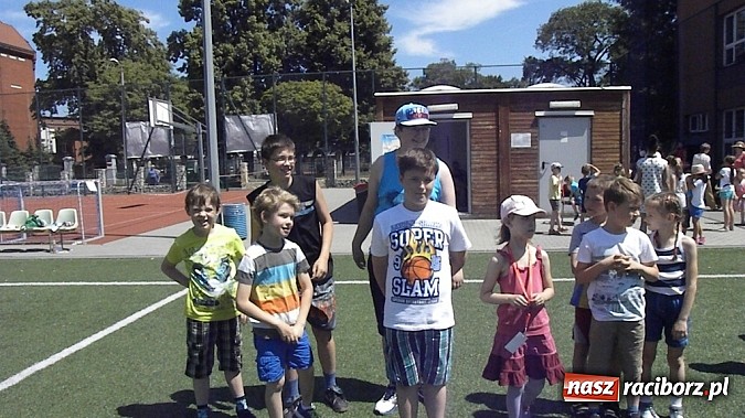 Zdjęcie w galerii na portalu naszraciborz.pl: Lato w bibliotece. Z wizytą u mieszkańców Śródziemia wiadomości z regionu