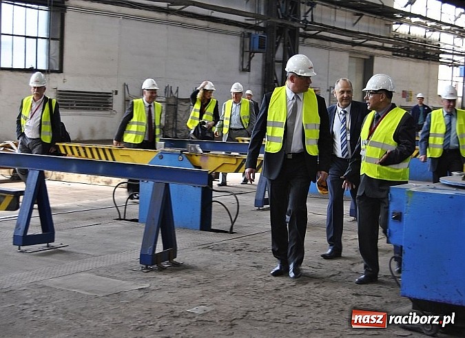 Zdjęcie w galerii na portalu naszraciborz.pl: Rafako. Rozpoczęcie produkcji kotła dla bloku 910 MW w Elektrowni Jaworzno III  wiadomości z regionu