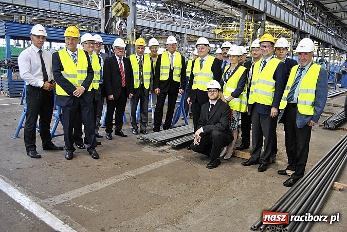 Zdjęcie w galerii na portalu naszraciborz.pl: Rafako. Rozpoczęcie produkcji kotła dla bloku 910 MW w Elektrowni Jaworzno III  wiadomości z regionu