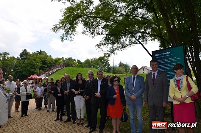 Zdjęcie w galerii na portalu naszraciborz.pl: Ogrody świata - wystawa plenerowa w Śląskim Ogrodzie Botanicznym wiadomości z regionu