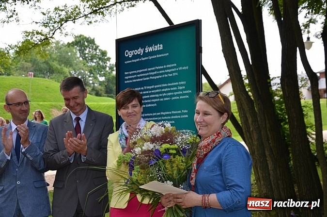 Zdjęcie w galerii na portalu naszraciborz.pl: Ogrody świata - wystawa plenerowa w Śląskim Ogrodzie Botanicznym wiadomości z regionu