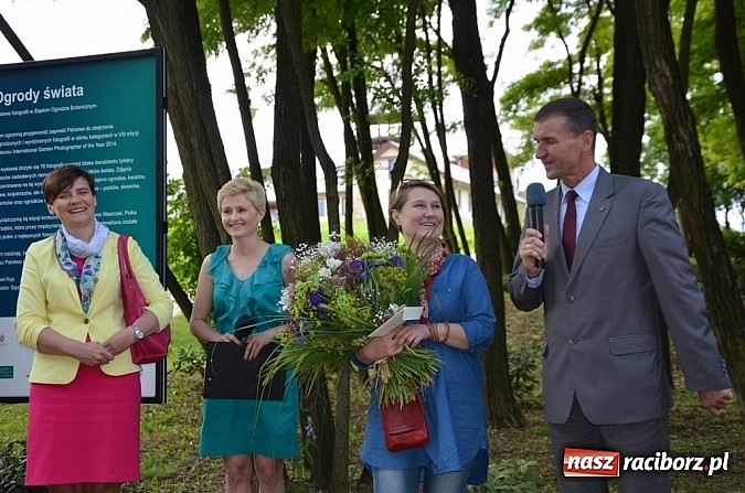 Zdjęcie w galerii na portalu naszraciborz.pl: Ogrody świata - wystawa plenerowa w Śląskim Ogrodzie Botanicznym wiadomości z regionu