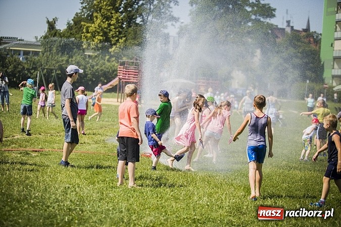 Zdjęcie w galerii na portalu naszraciborz.pl: Moc atrakcji na festynie policyjnym wiadomości z regionu