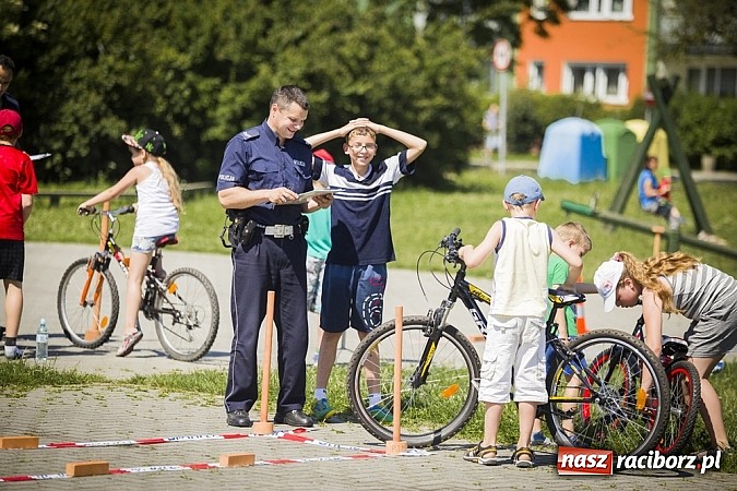 Zdjęcie w galerii na portalu naszraciborz.pl: Moc atrakcji na festynie policyjnym wiadomości z regionu