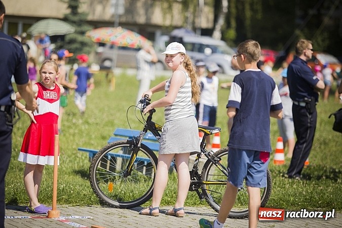 Zdjęcie w galerii na portalu naszraciborz.pl: Moc atrakcji na festynie policyjnym wiadomości z regionu