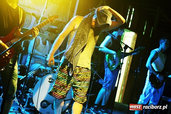 Zdjęcie w galerii na portalu naszraciborz.pl: W Olzie w klimatach reggae i rocka rozpoczęto wakacje wiadomości z regionu