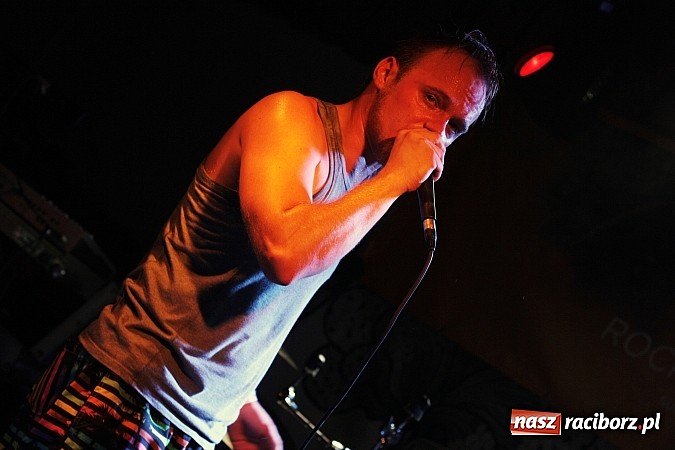 Zdjęcie w galerii na portalu naszraciborz.pl: W Olzie w klimatach reggae i rocka rozpoczęto wakacje wiadomości z regionu