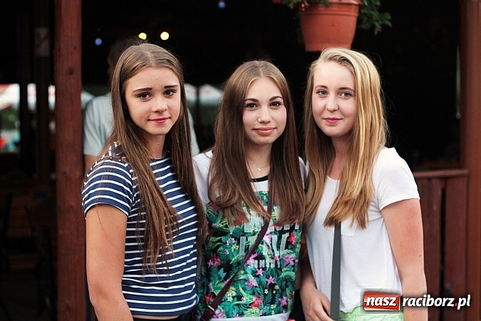 Zdjęcie w galerii na portalu naszraciborz.pl: W Olzie w klimatach reggae i rocka rozpoczęto wakacje wiadomości z regionu