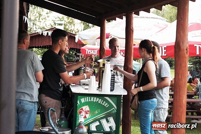 Zdjęcie w galerii na portalu naszraciborz.pl: W Olzie w klimatach reggae i rocka rozpoczęto wakacje wiadomości z regionu