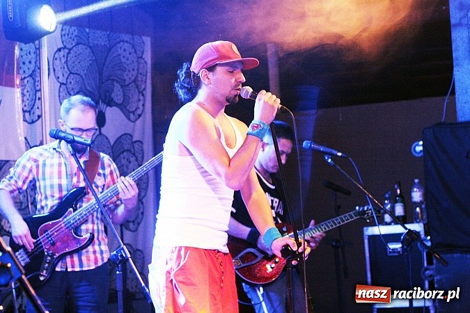 Zdjęcie w galerii na portalu naszraciborz.pl: W Olzie w klimatach reggae i rocka rozpoczęto wakacje wiadomości z regionu