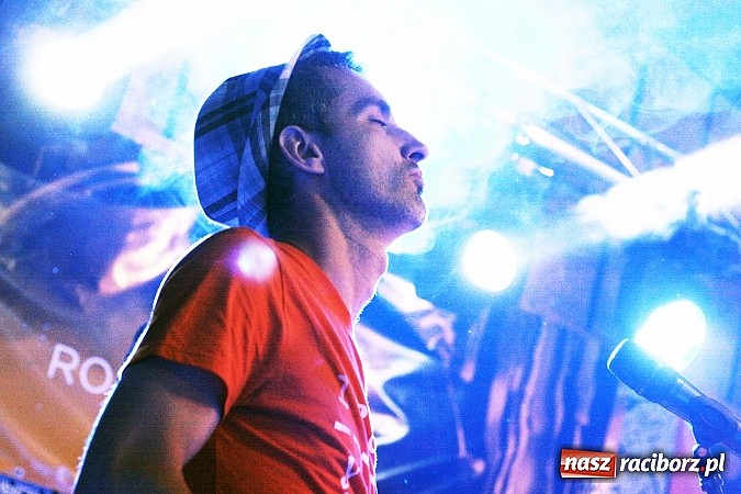 Zdjęcie w galerii na portalu naszraciborz.pl: W Olzie w klimatach reggae i rocka rozpoczęto wakacje wiadomości z regionu