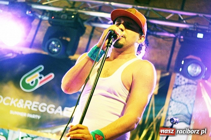 Zdjęcie w galerii na portalu naszraciborz.pl: W Olzie w klimatach reggae i rocka rozpoczęto wakacje wiadomości z regionu