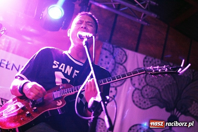 Zdjęcie w galerii na portalu naszraciborz.pl: W Olzie w klimatach reggae i rocka rozpoczęto wakacje wiadomości z regionu