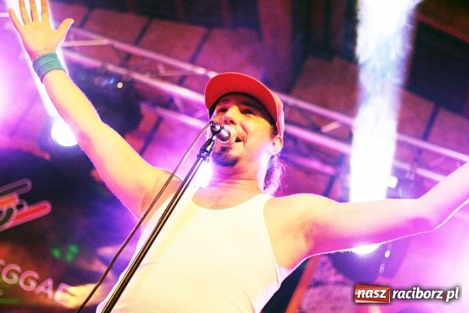 Zdjęcie w galerii na portalu naszraciborz.pl: W Olzie w klimatach reggae i rocka rozpoczęto wakacje wiadomości z regionu