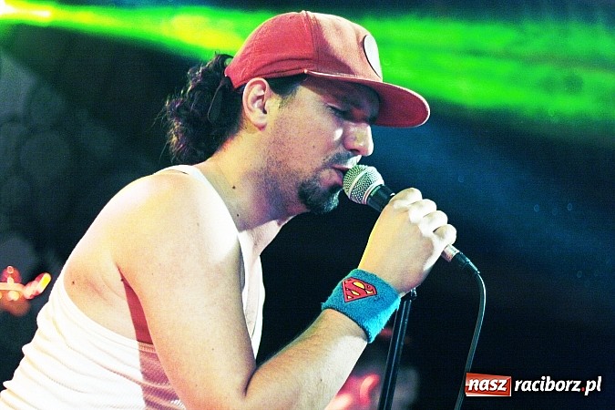 Zdjęcie w galerii na portalu naszraciborz.pl: W Olzie w klimatach reggae i rocka rozpoczęto wakacje wiadomości z regionu