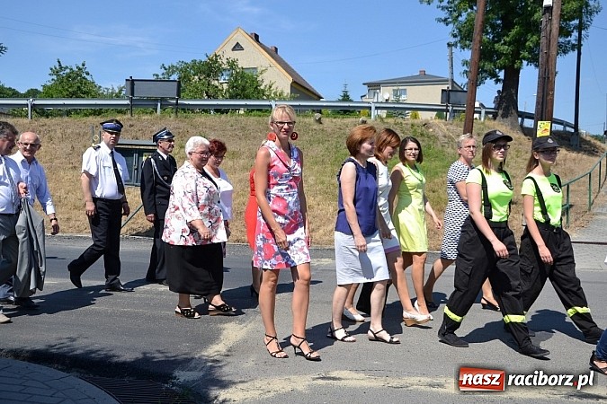Zdjęcie w galerii na portalu naszraciborz.pl: Owsiszcze świętują 90-lecie swojej OSP  wiadomości z regionu