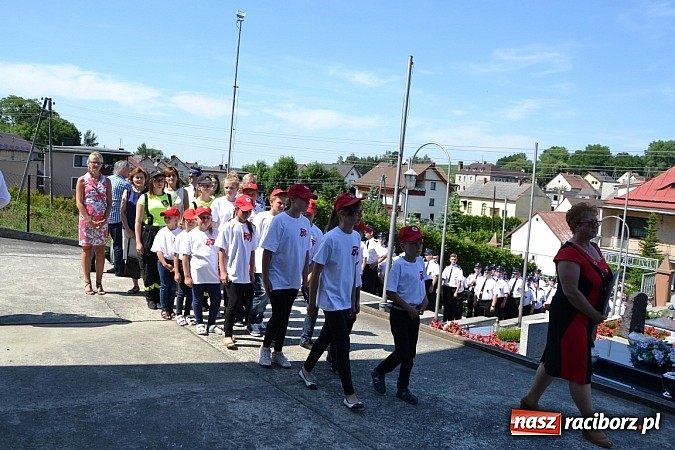 Zdjęcie w galerii na portalu naszraciborz.pl: Owsiszcze świętują 90-lecie swojej OSP  wiadomości z regionu