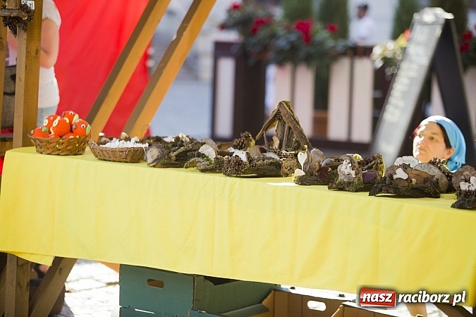 Zdjęcie w galerii na portalu naszraciborz.pl: Krzysztof Krawczyk i Zbigniew Wodecki gwiazdami 115. urodzin Banku Spółdzielczego w Raciborzu wiadomości z regionu