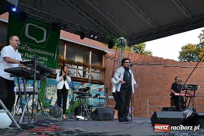 Zdjęcie w galerii na portalu naszraciborz.pl: Krzysztof Krawczyk i Zbigniew Wodecki gwiazdami 115. urodzin Banku Spółdzielczego w Raciborzu wiadomości z regionu