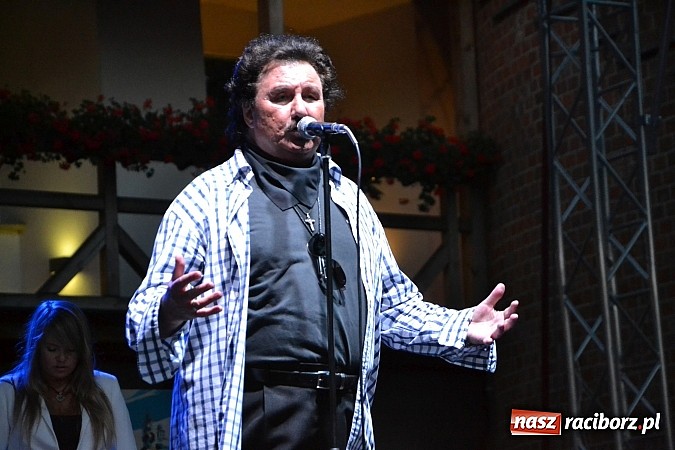 Zdjęcie w galerii na portalu naszraciborz.pl: Krzysztof Krawczyk i Zbigniew Wodecki gwiazdami 115. urodzin Banku Spółdzielczego w Raciborzu wiadomości z regionu