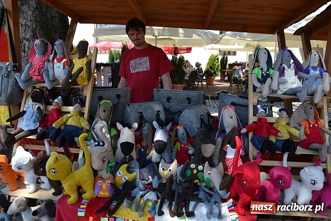 Zdjęcie w galerii na portalu naszraciborz.pl: Krzysztof Krawczyk i Zbigniew Wodecki gwiazdami 115. urodzin Banku Spółdzielczego w Raciborzu wiadomości z regionu