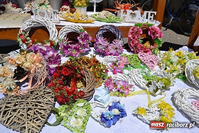 Zdjęcie w galerii na portalu naszraciborz.pl: Krzysztof Krawczyk i Zbigniew Wodecki gwiazdami 115. urodzin Banku Spółdzielczego w Raciborzu wiadomości z regionu