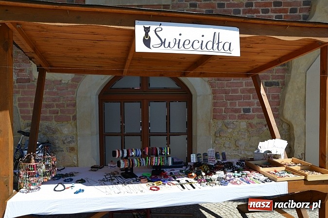 Zdjęcie w galerii na portalu naszraciborz.pl: Krzysztof Krawczyk i Zbigniew Wodecki gwiazdami 115. urodzin Banku Spółdzielczego w Raciborzu wiadomości z regionu