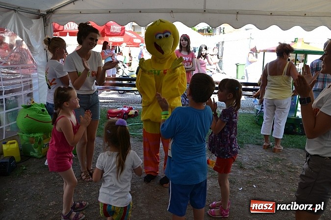 Zdjęcie w galerii na portalu naszraciborz.pl: Krzysztof Krawczyk i Zbigniew Wodecki gwiazdami 115. urodzin Banku Spółdzielczego w Raciborzu wiadomości z regionu